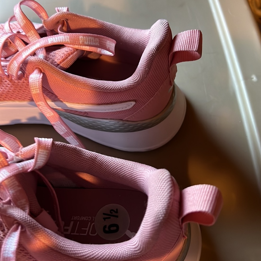 Puma pink soft foam size 6.5 - Picture 5 of 5